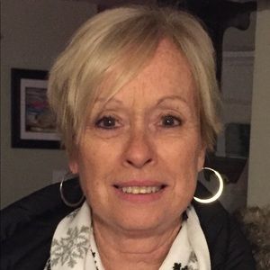 Meet your Posher, Denise